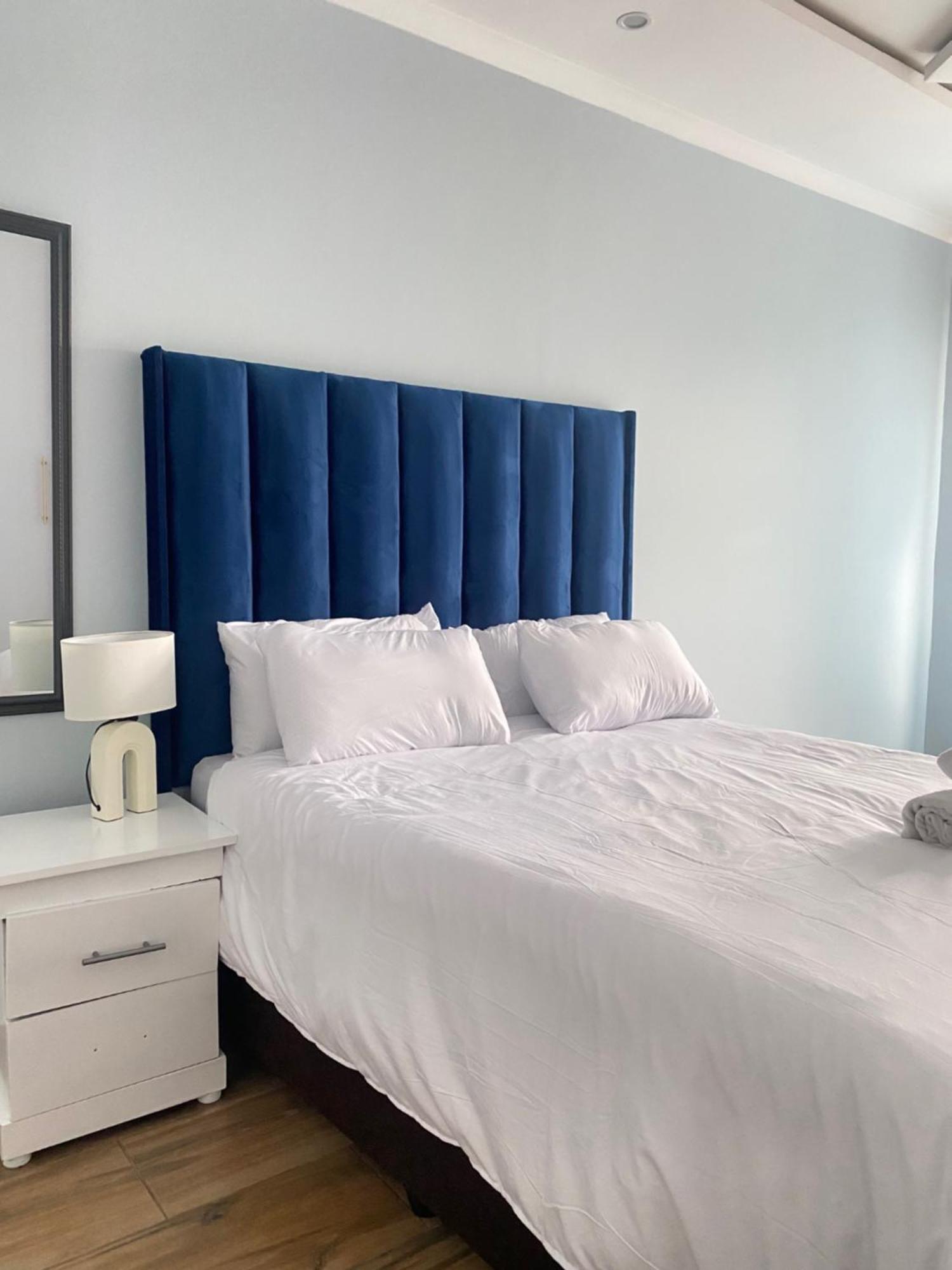 Airport Imperial Guest House كمبتون بارك المظهر الخارجي الصورة